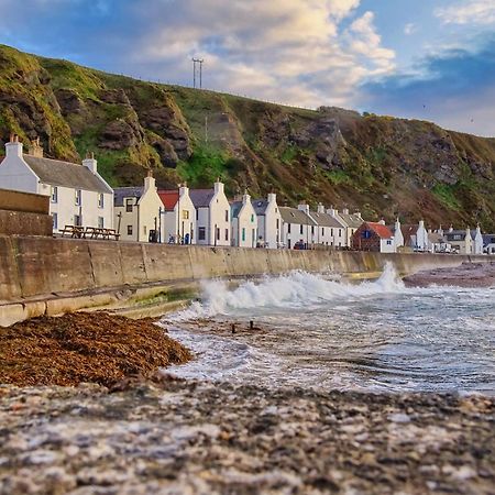 The Pennan Inn Exterior foto