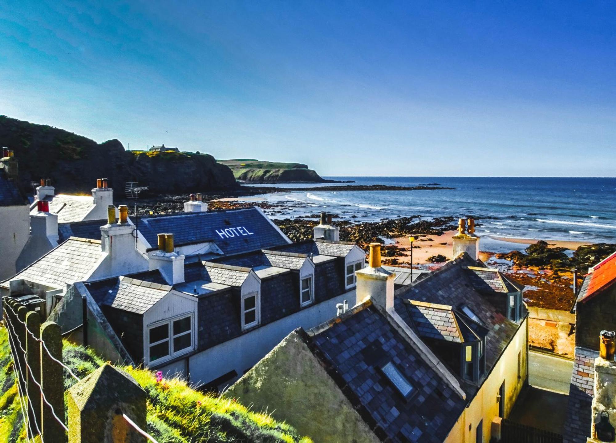 The Pennan Inn Exterior foto