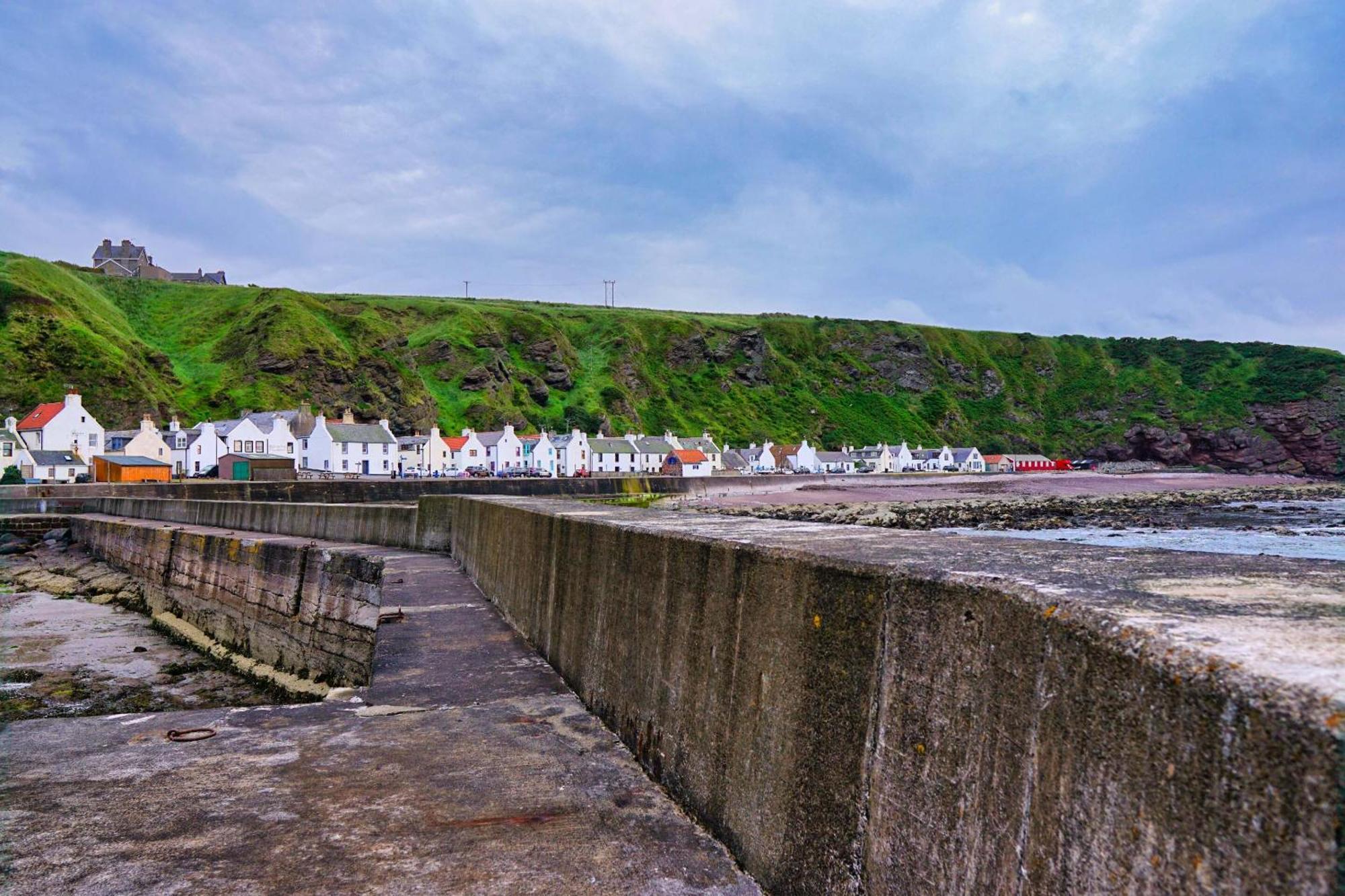 The Pennan Inn Exterior foto